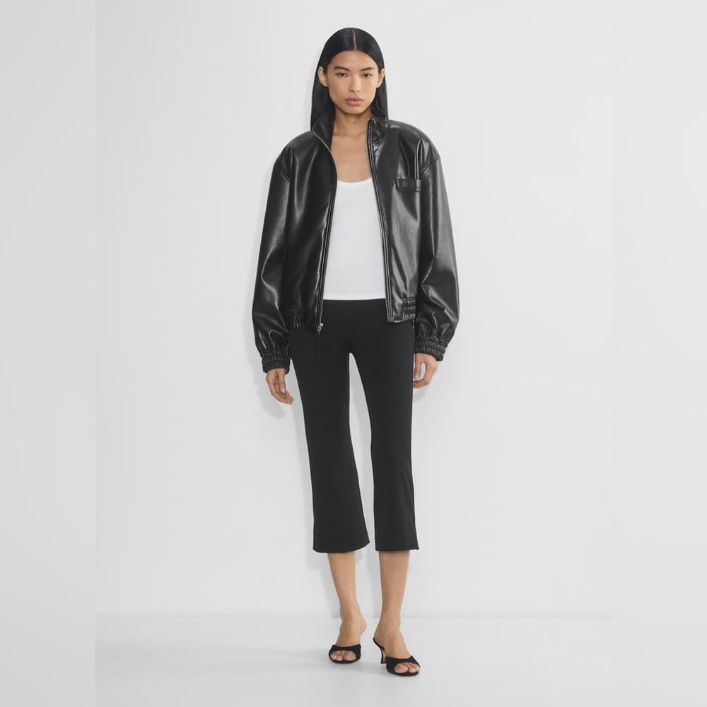 Aritzia Carmen Capri Pant